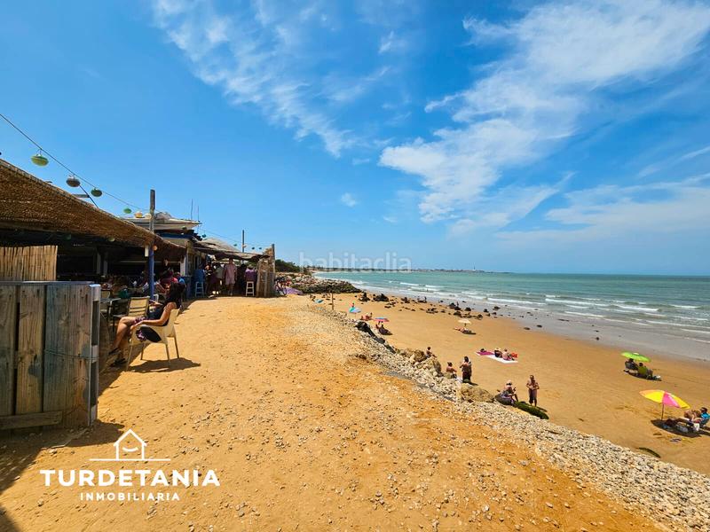 Foto 8f7514c7-5f04-4278-91cf-4445d85dd767. Rent house with fireplace parking in Chipiona norte Chipiona