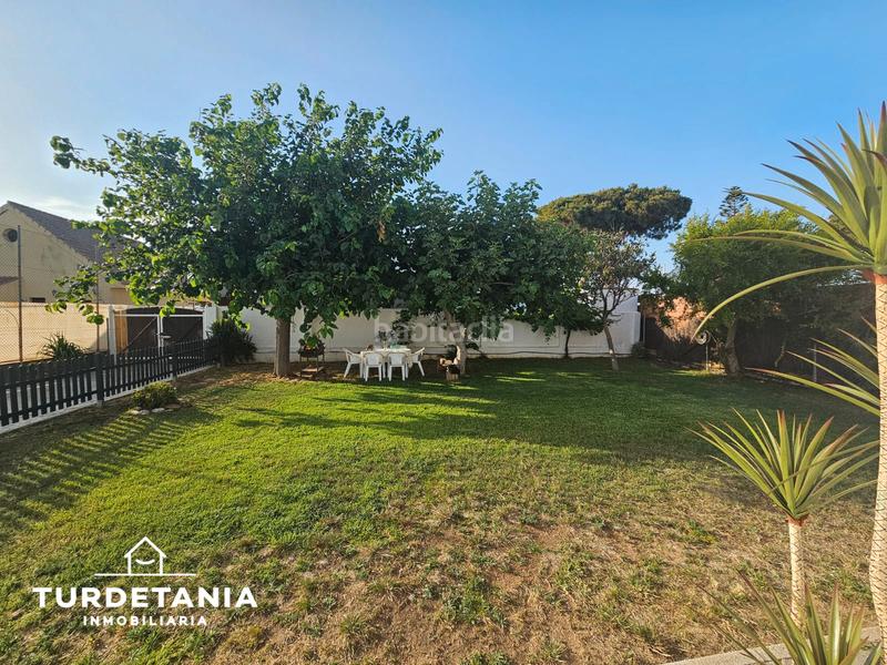 Foto 9fe67b23-235e-4c3c-a0c1-82907c9b13e7. Rent house with fireplace parking in Chipiona norte Chipiona