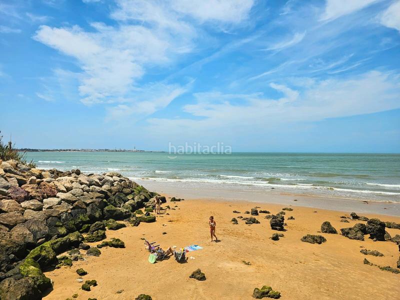 Foto d56b6d90-3fc5-473a-a68a-e4c607b60e61. Rent house with fireplace parking in Chipiona norte Chipiona