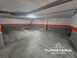 Aparcament cotxe en V Centenario-Piletas-Capuchinos. Plaza de garaje en venta cerca de la plaza fuente vieja.