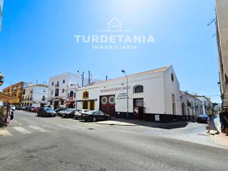 Lloguer Local Comercial a Centro-Calzada-Cabo Noval. Alquiler local comercial en centro sanlucar de barrameda