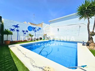 Chalet à Bonanza-Avda de Huelva-Barrio Andalucia