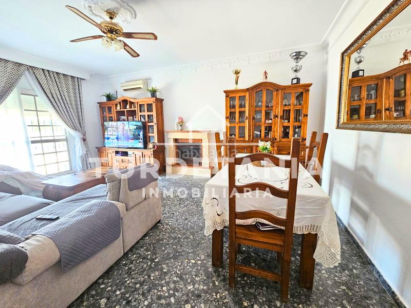 Foto f6ade769-a092-45a1-9008-f7a57567c486. Chalet with parking pool in Bonanza-Avda de Huelva-Barrio Andalucia Sanlúcar de Barrameda