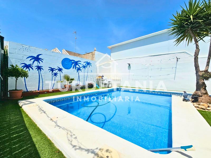 Foto fa9a5f7c-6421-416c-88b2-5cde368e9afb. Chalet con parcheggio piscina in Bonanza-Avda de Huelva-Barrio Andalucia Sanlúcar de Barrameda