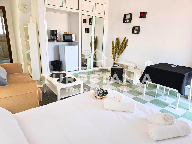 Foto 2eeeb6fc-1d53-4a6a-86cc-fd80af6e0cbb. Xalet amb aparcament piscina a Bonanza-Avda de Huelva-Barrio Andalucia Sanlúcar de Barrameda