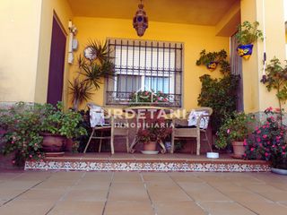 Chalet en Bonanza-Avda de Huelva-Barrio Andalucia