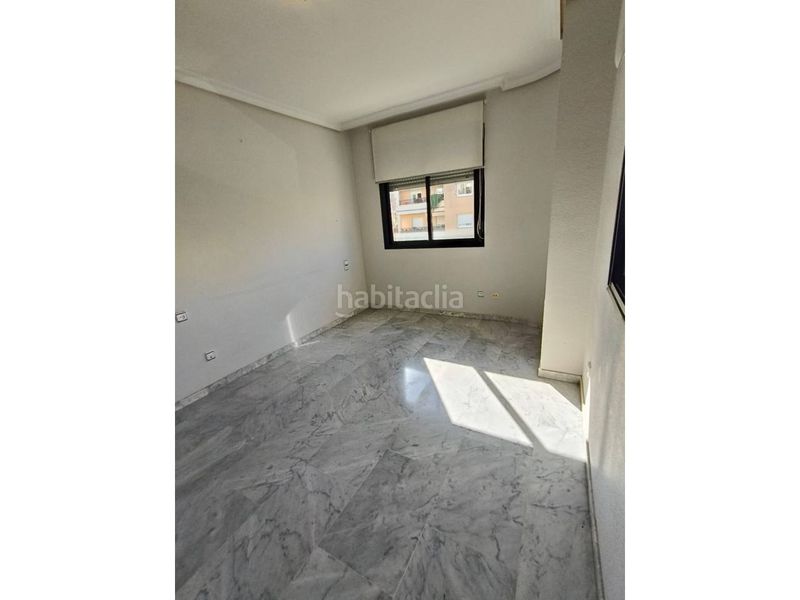Foto 16e2774b-8122-432a-a0ae-a76c6cd77477. Apartament amb calefacció aparcament piscina a El Brillante -El Naranjo - El Tablero Córdoba