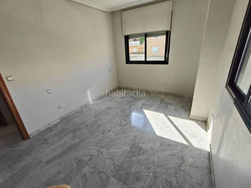 Foto 6b7789bd-36a9-4dab-af8d-8f01c4316fc5. Apartament amb calefacció aparcament piscina a El Brillante -El Naranjo - El Tablero Córdoba