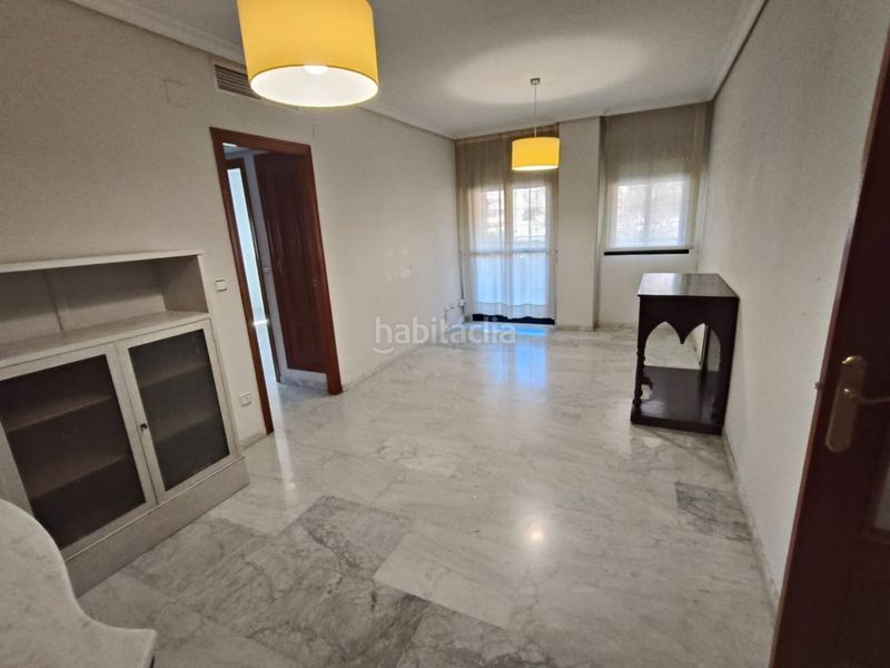 Foto ae2513c7-ed79-452f-b551-7d743b49af20. Apartament amb calefacció aparcament piscina a El Brillante -El Naranjo - El Tablero Córdoba