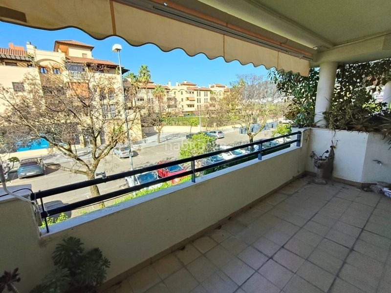 Foto c28cc522-ee9a-42ef-bba4-818bcb7d91d8. Apartament amb calefacció aparcament piscina a El Brillante -El Naranjo - El Tablero Córdoba