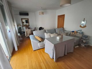 Pis  Calle diego serrano. Venta de piso en ciudad jardínzoco, córdoba capital