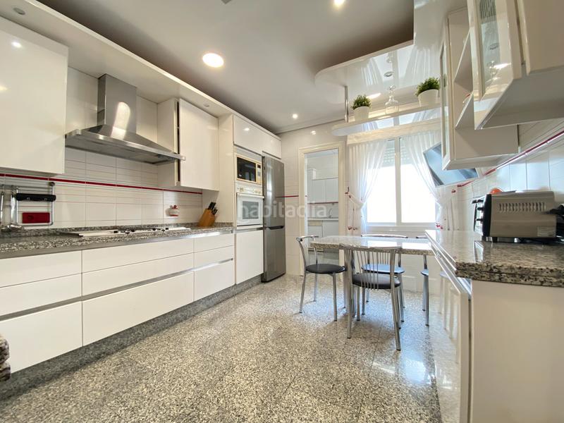 Foto 14d1bbd6-a173-4aa8-b49c-e607b1e4b26c. Pis amb xemeneia piscina a El Altillo Jerez de la Frontera