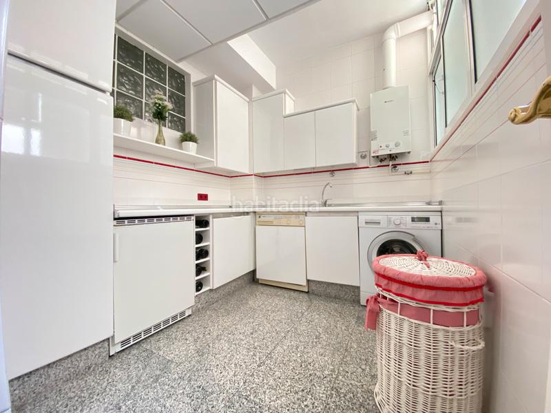 Foto 8a392702-f194-43eb-b1cc-8141cedc3099. Pis amb xemeneia piscina a El Altillo Jerez de la Frontera