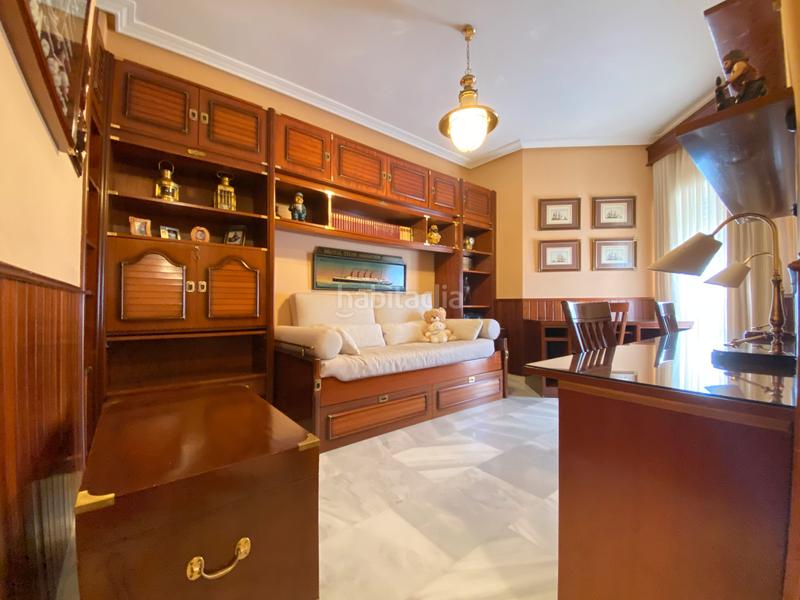 Foto 919e6abc-8481-42db-adc3-6fe2864c1b5c. Pis amb xemeneia piscina a El Altillo Jerez de la Frontera