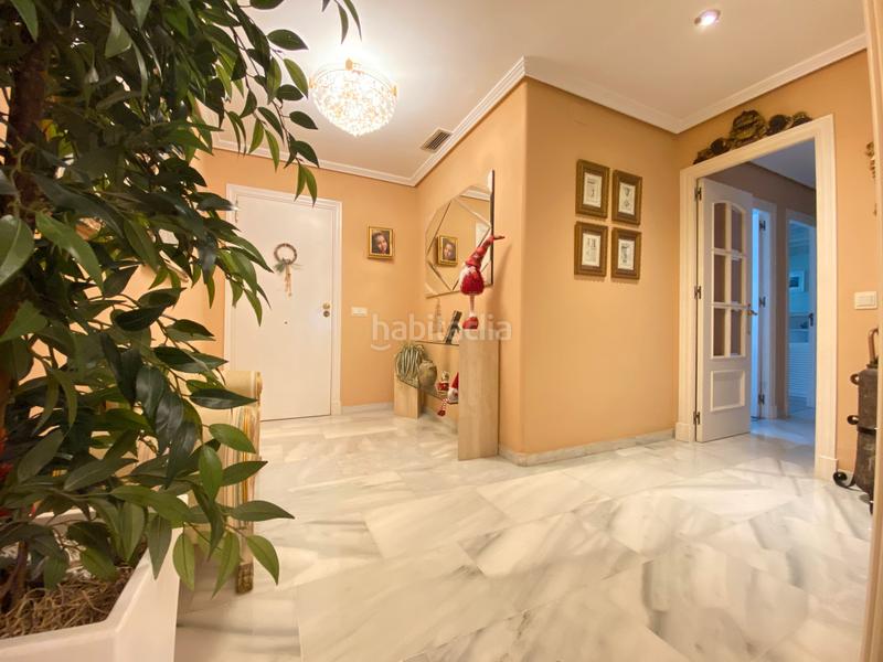 Foto a5ed011c-438f-4bfb-917f-ed079d0e7e23. Pis amb xemeneia piscina a El Altillo Jerez de la Frontera