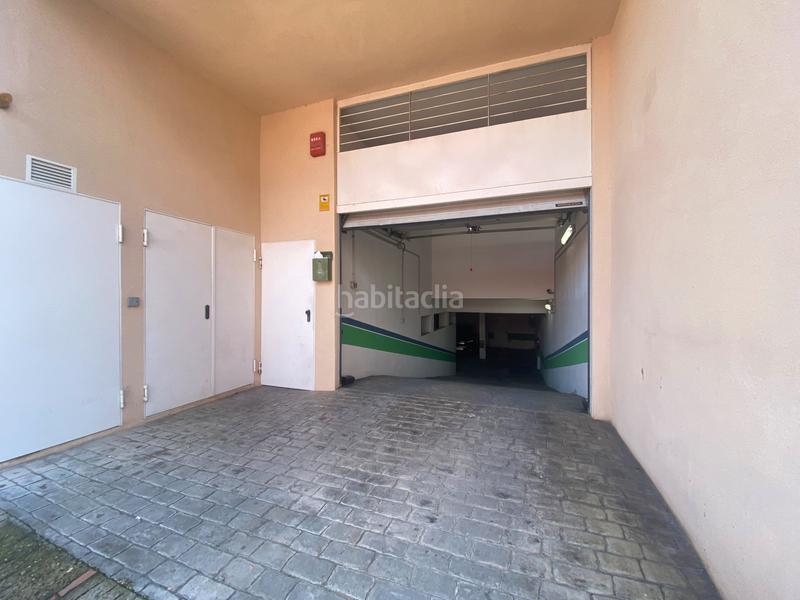 Foto 5b3741d5-f4d2-48ff-9df8-3bdb3ff333fb. Parking coche en El Rocío - La Milagrosa Jerez de la Frontera
