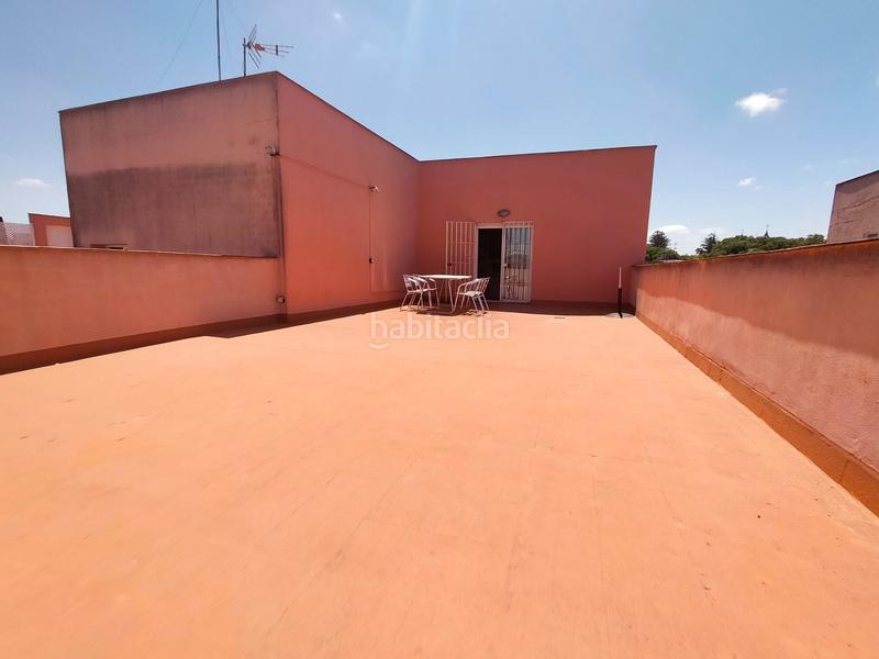Foto a3c03198-1405-4804-a26d-3b29e8b912a6. Dachwohnung mit parking in Santiago - Coronación Jerez de la Frontera