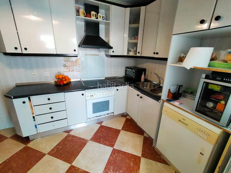 Foto a3f99e34-2a02-46a5-9b59-998b1a8f0153. Flat in Madre de Dios Jerez de la Frontera