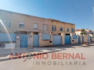 Casa adossada en Caballero Bonald-S. Jos Obrero-Guadalcacn