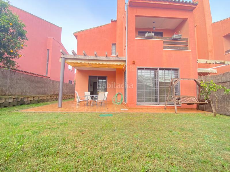 Foto acd48420-cd32-4eaf-9ff5-72b624c8404a. Casa pareada en Puertas del sur - Guadabajaque Jerez de la Frontera