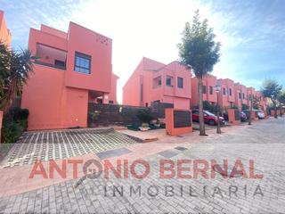 Casa pareada en Puertas del sur - Guadabajaque