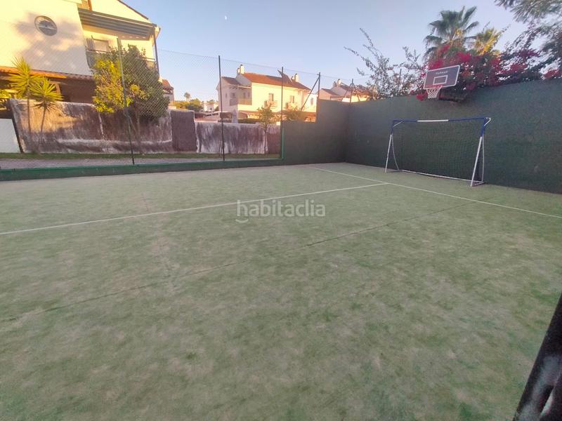Foto 6fb7dba9-d086-4f7b-9351-fd187597cf59. Casa bifamiliare con camino parcheggio piscina in Jerez de la Frontera
