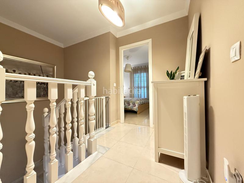 Foto 020b23cd-f6c0-43f1-afbd-0bd2f649bfb7. Casa adossada amb xemeneia a Caballero Bonald-S. José Obrero-Guadalcacín Jerez de la Frontera