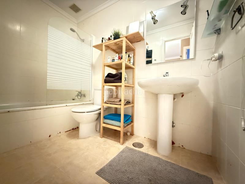 Foto 176519b9-aebd-4649-a5ab-2da7cdb5d9e4. Casa adossada amb xemeneia a Caballero Bonald-S. José Obrero-Guadalcacín Jerez de la Frontera