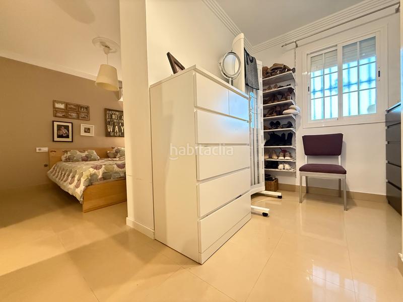 Foto c8947e84-9293-4405-ba82-8c936568cabb. Casa adossada amb xemeneia a Caballero Bonald-S. José Obrero-Guadalcacín Jerez de la Frontera