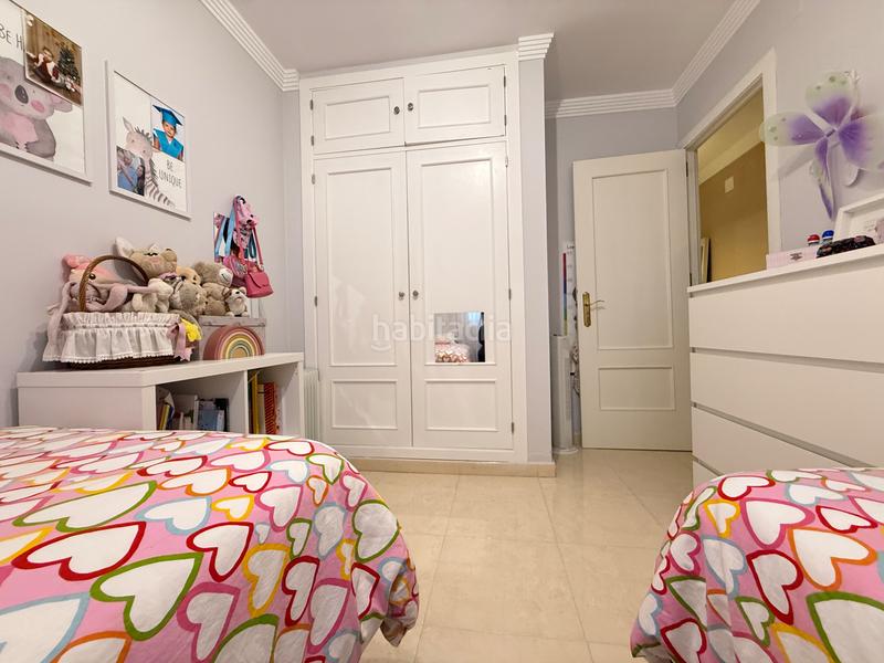 Foto f037486f-fa51-420e-b102-f88ca49a16bd. Casa adossada amb xemeneia a Caballero Bonald-S. José Obrero-Guadalcacín Jerez de la Frontera