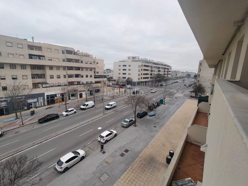 Foto cd8a6d83-c88d-4248-8da8-cd9093102136. Piso en Parque Atlántico - Ronda este Jerez de la Frontera