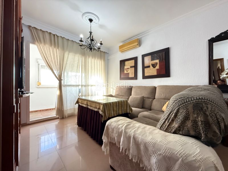 Foto 21389625-bfac-4ddf-8771-4f16f9e484a2. Pis amb aparcament piscina a El Altillo Jerez de la Frontera