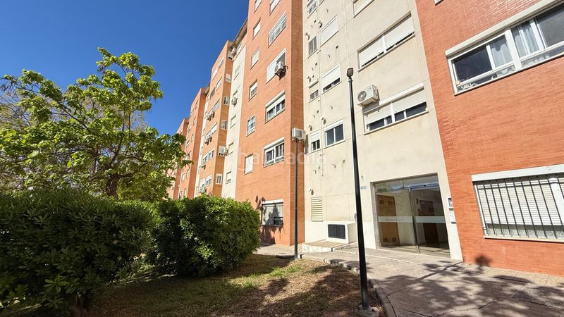 Foto 551a4da2-7d8b-4640-b09c-7ed0e9dd0199. Pis amb aparcament piscina a El Altillo Jerez de la Frontera