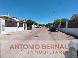 Chalet en Puertas del sur - Guadabajaque