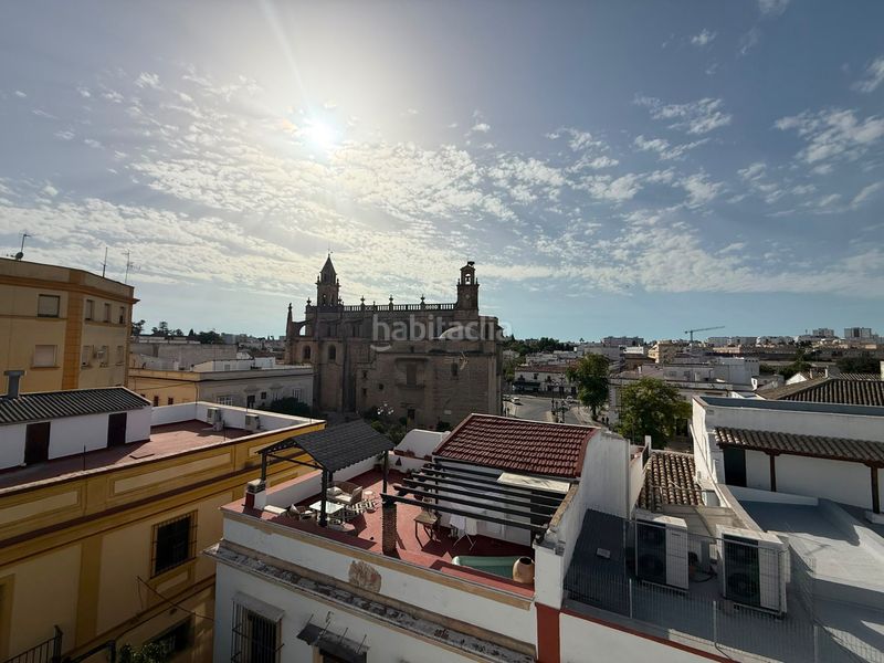 Foto d4c46d4c-1410-4556-9a27-e6e4e3bad2a0. Duplex con parcheggio in Centro Jerez de la Frontera