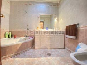 Foto ca300fc3-9c67-4e6f-972b-4c218d1b7791. Casa amb aparcament a Caballero Bonald-S. José Obrero-Guadalcacín Jerez de la Frontera