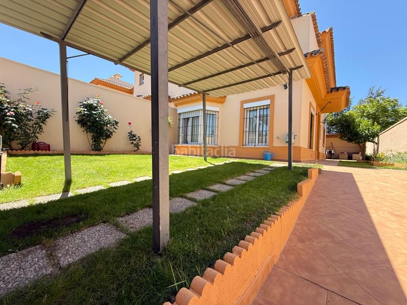 Foto 64ba54c1-db8c-4a25-8863-21432480712c. Casa aparellada amb calefacció aparcament piscina a Jerez de la Frontera