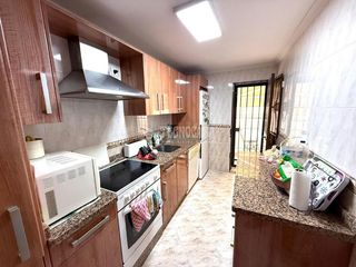 Maison jumelée  Calle platero. Casa en venta en san juan de aznalfarache