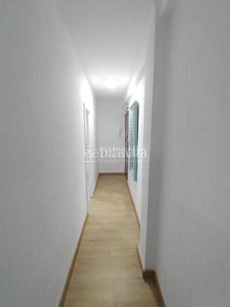 Foto 1e9cedd7-85b3-4808-bbe4-d9c60b136eff. Casa aparellada a Almensilla