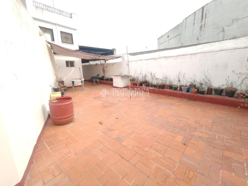 Foto dac01b05-4904-4d90-998a-fedd5fa29a9e. Casa aparellada a Almensilla