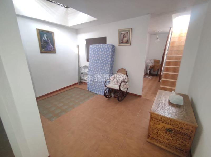 Foto e595195e-ee53-4505-b8da-cb9ce9a63c58. Casa aparellada a Almensilla