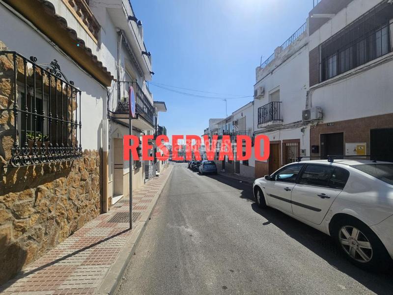 Foto 1c5dca63-64f0-4c3b-8e7e-17d3ace17f45. Maison jumelée dans Santa Eufemia Tomares