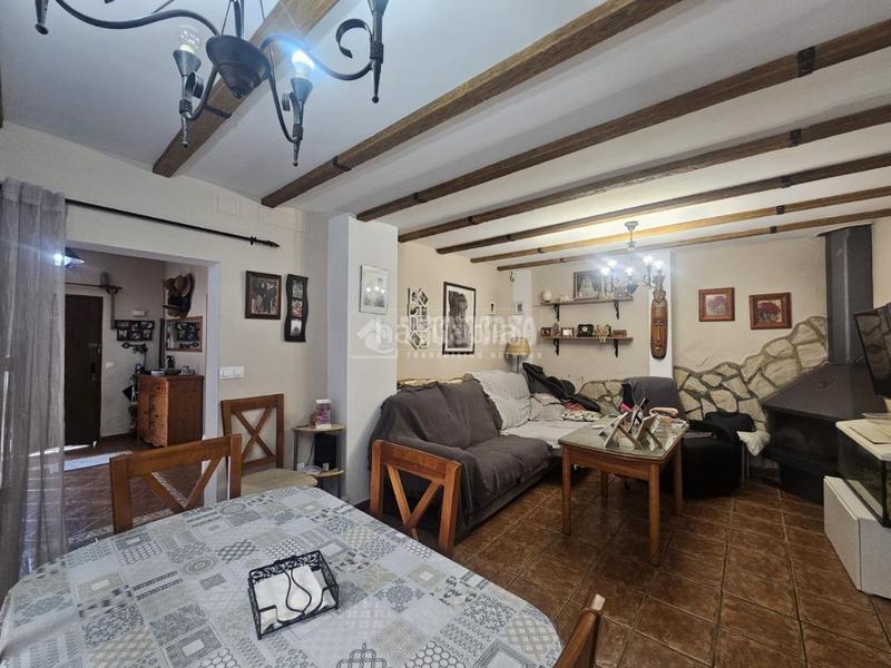 Foto b04836fb-0753-4f40-9ac6-12ab4c23285f. Maison jumelée dans Santa Eufemia Tomares