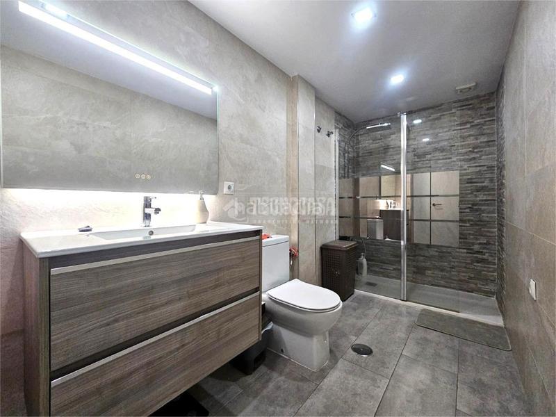 Foto ee565c51-ebb0-483b-bdcf-aaa9492ebdc1. Piso  en venta en Lepanto Mairena del Aljarafe