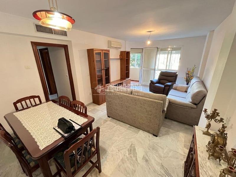 Foto 48d08686-cae1-434c-a31a-15e6838bf69c. Appartamento in Ciudad Aljarafe Mairena del Aljarafe