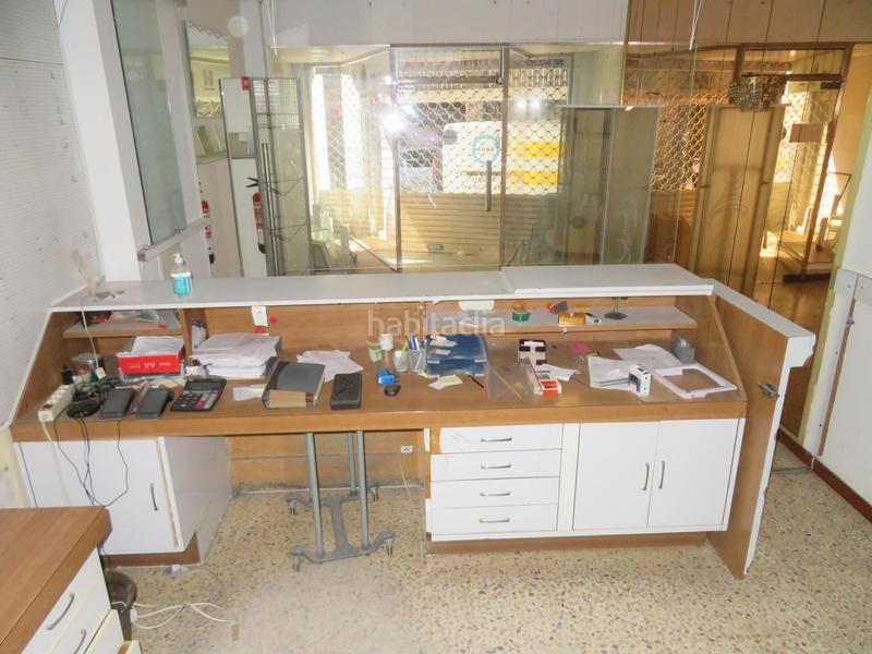 Foto d86f8b28-4026-49d6-94d7-384b735fb78c. Miete geschäftsraum in Horta Barcelona