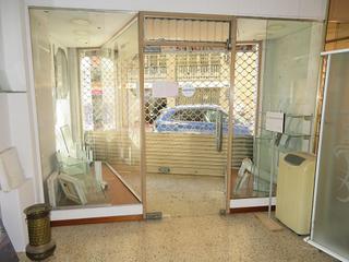 Rent Business premise  Pasaje vila i rosell. Local de 235 m2, cerca del metro horta
