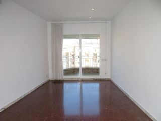 Lloguer Àtic  Carrer carrer de tamarit. Bonito ático de 3 habitaciones  despacho en sant antoni