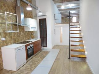 Ground floor in El Camp de l´Arpa del Clot
