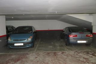 Affitto Posto auto in El Poble Sec - Parc de Montjuïc. Plaza de parking en alquiler en la calle vallhonrat